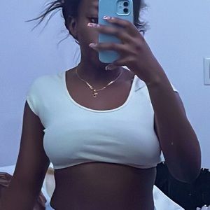 Fashionova crop top